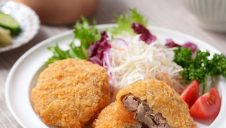 牛たんメンチカツ　新発売‼