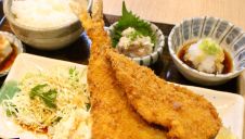 魚屋のアジフライ定食