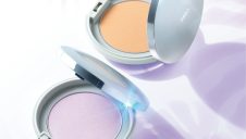 UVカットパウダーに限定ラベンダー色登場