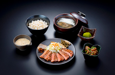 牛たん炭焼 利久