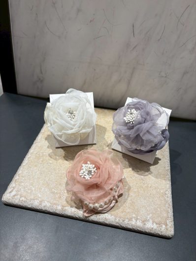 パール付きコサージュ