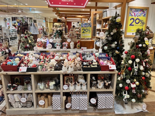クリスマスアイテム揃っています♪